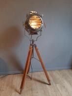 Staande lamp - Spotlight / Theaterlamp - Glas, Hout, Metaal, Antiek en Kunst