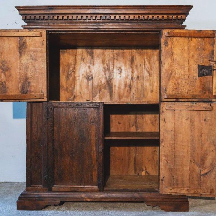 Kabinet - Kastanje, Antiek en Kunst, Antiek | Overige Antiek