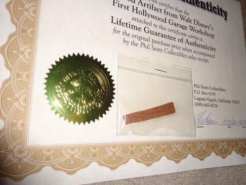 Disney Parks - 1 Wood section from Walt Disneys garage, Boeken, Strips | Comics