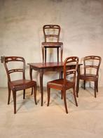 Gebroeders Horrix - Eettafel (5) - Notenhout - A rare set