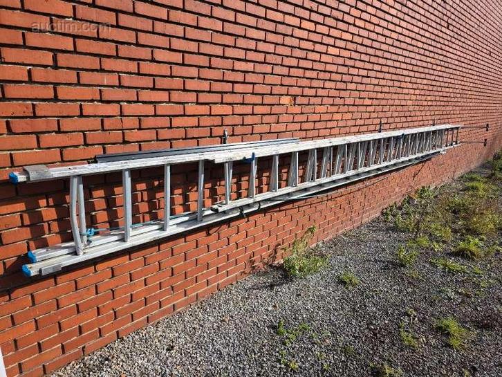 Diverse aluminium ladders (2x) Solide/…, Bricolage & Construction, Outillage | Outillage à main, Enlèvement
