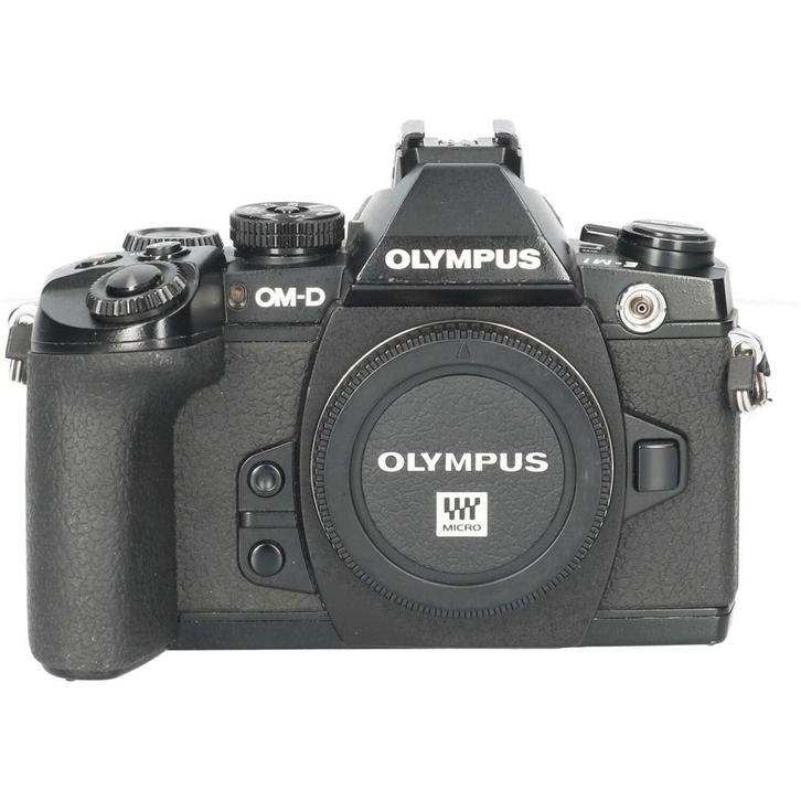 Tweedehands Olympus E-M1 Zwart - Body CM6184, TV, Hi-fi & Vidéo, Appareils photo numériques, Enlèvement ou Envoi