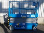 Hoogwerker Genie GS2632 , 2014  10m  81cm  gekeurd , nw accu, Doe-het-zelf en Bouw, Gebruikt, Bouwlift
