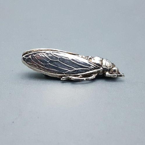 Art Deco Cigale, Verzilverd metaal - Broche, Antiek en Kunst, Kunst | Designobjecten