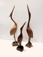 Beeldje - Three wooden cranes / birds - Houten kraanvogels /, Antiek en Kunst