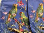 Explosion Tropicale – Coussins en Velours avec Perroquets et