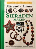 SIERADEN MAKEN 9789072267627 M. Innes, Boeken, Verzenden, Zo goed als nieuw, M. Innes