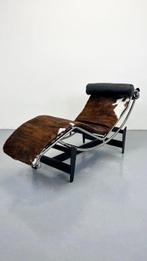 Cassina - Charlotte Perriand, Le Corbusier - Chaise longue -