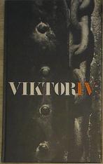 Viktor vier 2 talig 9789029081450 Petersen, Boeken, Verzenden, Gelezen, Petersen