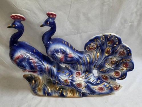 Figurine - Pauwen koppel - Faïence, Antiek en Kunst, Antiek | Glaswerk en Kristal