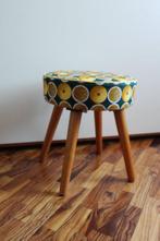 Poef - Voetbank met vintage stoffen Arance Fornasetti -