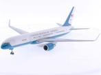 Schaal 1:200 Hogan 10260 Boeing C-32A US Air Force Reg. 8..., Hobby en Vrije tijd, Modelbouw | Vliegtuigen en Helikopters, Ophalen of Verzenden