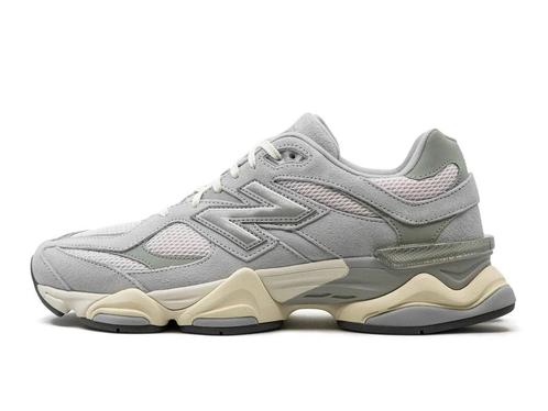 New Balance 9060 Granite Pink - Maat 38.5 EU, Kleding | Heren, Schoenen, Ophalen of Verzenden