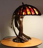 Lampe de table - ,,Dame volante,,Tiffany Style - Verre au, Antiek en Kunst, Curiosa en Brocante