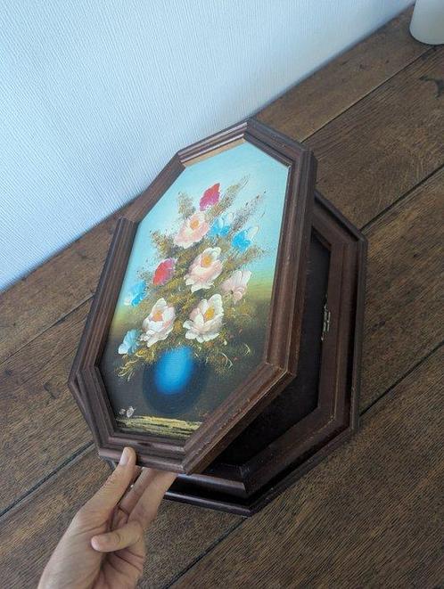 Sieradendoos - Hout - muurkluissysteem, Antiek en Kunst, Curiosa en Brocante
