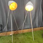 Lampadaire (2) - Designer. - Métal - Ensemble, blanc