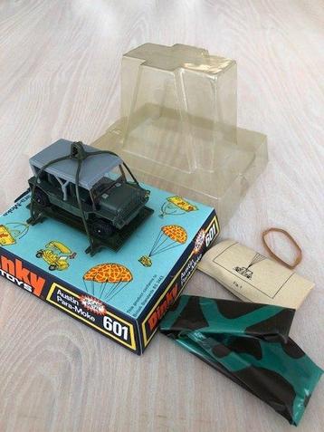 Dinky Toys 1:43 - Véhicule militaire miniature - Dinky 601