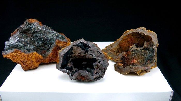 Goethiet (verzameling van 3 specimens) Leulinghen-Bernes,, Verzamelen, Mineralen en Fossielen