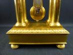 Horloge de table - Bronze - 1800-1850