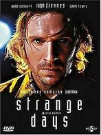 Strange Days [Special Edition] [2 DVDs] von Kathryn ...  DVD, Cd's en Dvd's, Dvd's | Overige Dvd's, Zo goed als nieuw, Verzenden