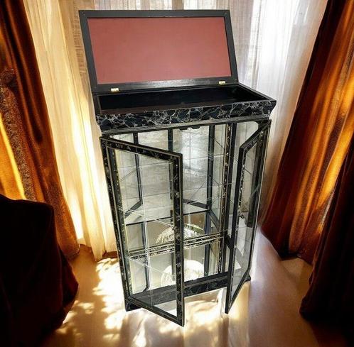 Vitrinekast - Art Deco - Foglia Oro - Glas, Goud, Hout, Antiek en Kunst, Curiosa en Brocante