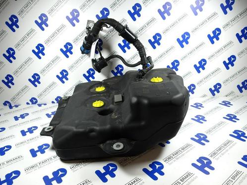 AdBlue brandstoftank A 205 470 6901 o.a: C-klasse w205, Auto-onderdelen, Brandstofsystemen, Gebruikt, 3 maanden garantie, Mercedes-Benz