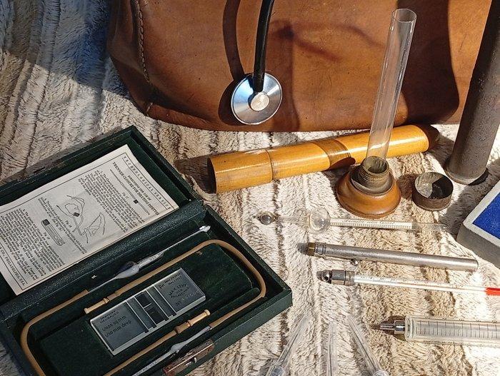 Medische apparatuur (11) - Glas, Leder, Antiek en Kunst, Curiosa en Brocante