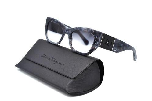Salvatore Ferragamo - SF059S 028 - Exclusive Acetate Design, Handtassen en Accessoires, Zonnebrillen en Brillen | Dames