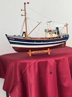 Maritieme objecten - Bonjour8 Rennes (Fr) - Hout