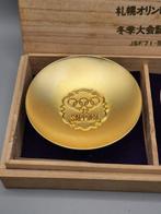 Sapporo Japan Winter Olympics Cups: goud 24KGP & zilver SP -, Verzamelen, Nieuw