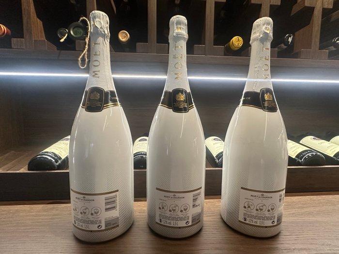 Moët & Chandon, Ice Impérial - Champagne - 3 Magnum (1,5 L), Verzamelen, Wijnen