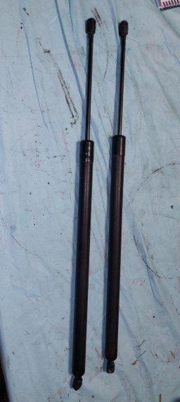 7H0 827 550 03S gasveer achterklep (alleen per set) Volks..., Auto-onderdelen, Carrosserie, Gebruikt, Volkswagen, Ophalen of Verzenden