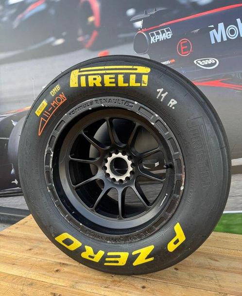 Wiel compleet met band - Pirelli - Formule Renault - *** NO, Verzamelen, Automerken, Motoren en Formule 1