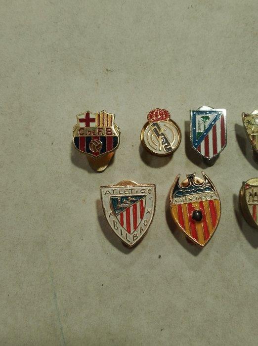 FC Barcelona - Spaanse voetbal competitie - Speld, Verzamelen, Overige Verzamelen