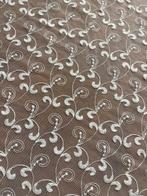 San Leucio top quality - Elegante kant met ramage op tule