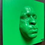 gregos - Green light breathe on green light background