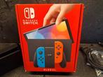 Nintendo - Switch - OLED + 2 Spiele Pokemon & Tetris 99 -, Games en Spelcomputers, Nieuw
