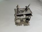 Desk with lamp, inkwell and book - Miniatuur figuur (6) -