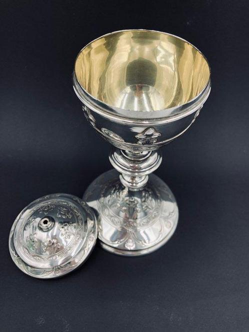 M. Espuñes - Kelk - Zilver - Gekeurde zilveren kelk, Antiek en Kunst, Kunst | Niet-Westerse kunst