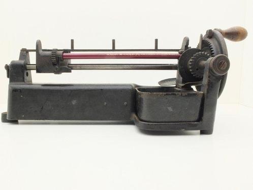 Guhl & Harbeck - Pencil Sharpener - Puntenslijper Antiek, Antiek en Kunst, Antiek | Wandborden en Tegels