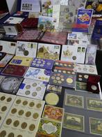Wereld. Collection of coins/banknote/medals/euro inkl. pp