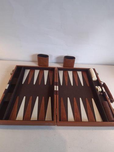 Geweldig Taiko buik gunstig ② 2 Vintage backgammon spellen - luxe backgammon koffers (2) — Art | Objets  design — 2ememain