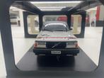 Autoart 1:18 - Voiture miniature - Volvo 240 Turbo, Hobby en Vrije tijd, Nieuw