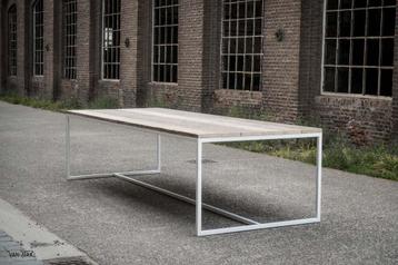 Grote eettafel 300 cm lang - Design tafels op maat beschikbaar voor biedingen