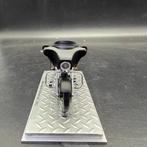 IXO 1:24 - Moto miniature - Harley-Davidson FLHX Street, Nieuw