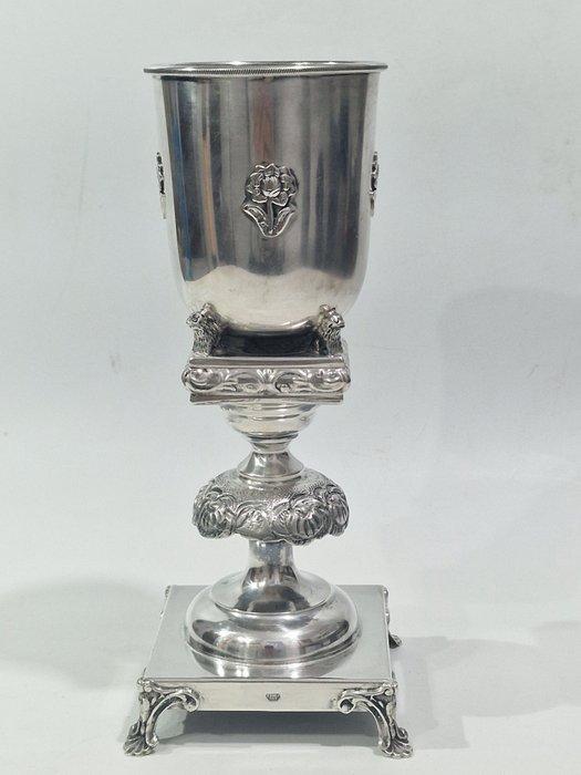 Kelk - .800 zilver - kiddushbeker Relief, Antiek en Kunst, Antiek | Zilver en Goud