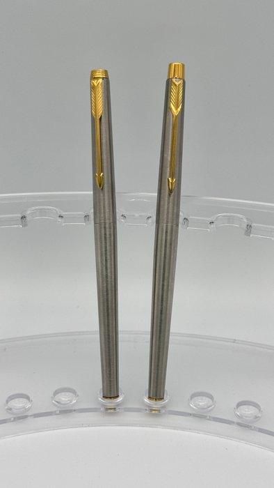 Parker - Pair of Parker 180 with ink bottle - Zonder, Verzamelen, Pennenverzamelingen