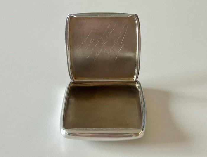 Sigarettendoos - .800 zilver - Zilveren doos met steen, Verzamelen, Rookartikelen, Aanstekers en Luciferdoosjes