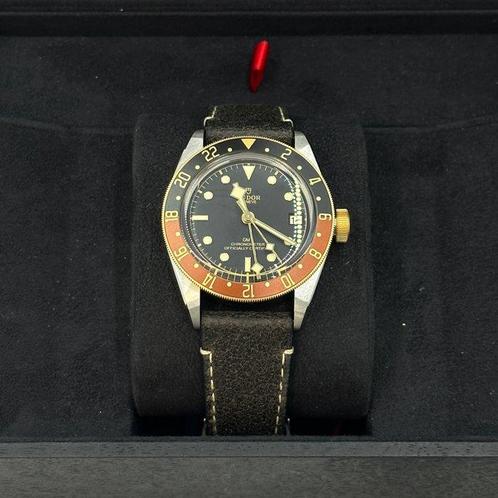 Tudor - Black Bay Gmt - 79833MN-0003 LEATHER STRAP - Unisexe, Handtassen en Accessoires, Horloges | Antiek