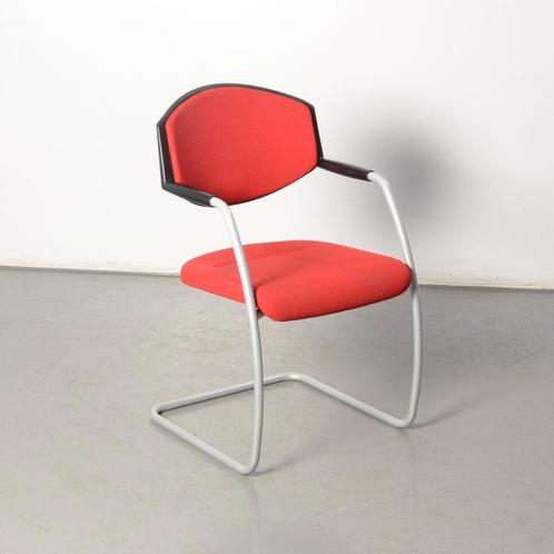 Giroflex vergaderstoel, rood, sledeframe, Huis en Inrichting, Stoelen, Gebruikt, Ophalen of Verzenden